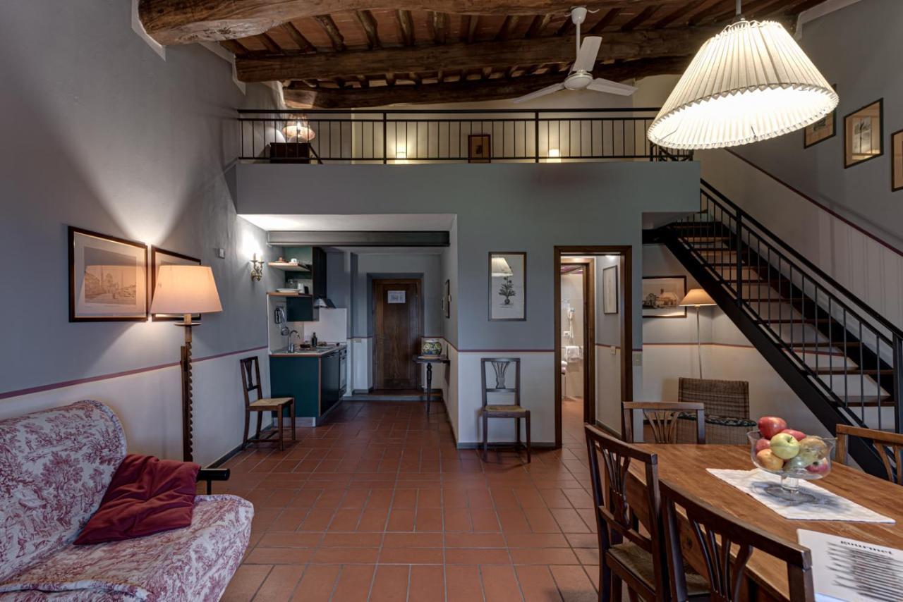 Tenuta Il Corno Agriturismo ซานกัสชาโน อิน วัลดีเปซา ภายนอก รูปภาพ