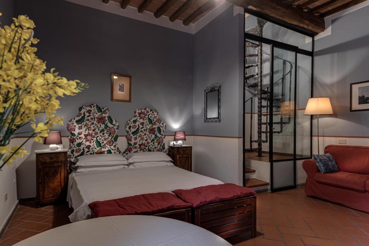 Tenuta Il Corno Agriturismo ซานกัสชาโน อิน วัลดีเปซา ภายนอก รูปภาพ