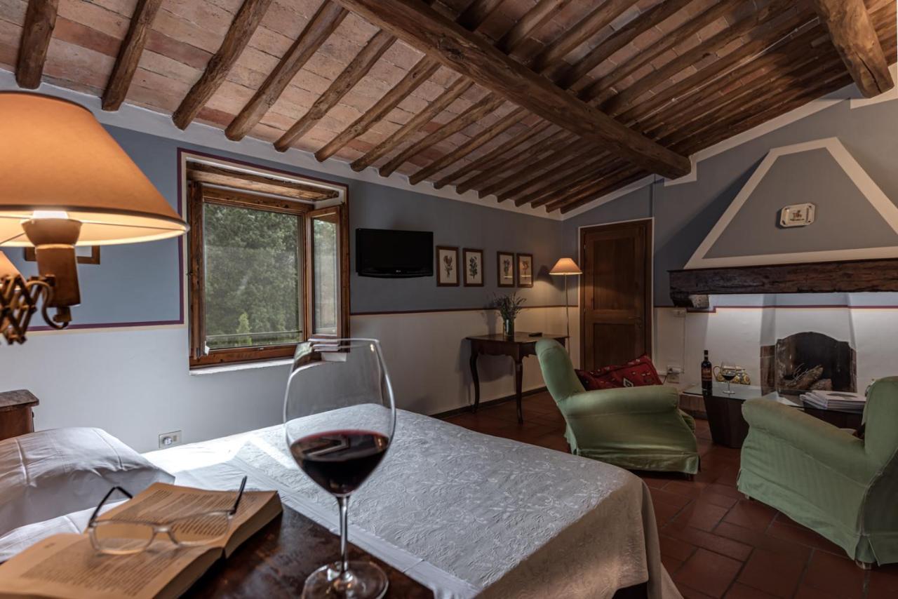 Tenuta Il Corno Agriturismo ซานกัสชาโน อิน วัลดีเปซา ภายนอก รูปภาพ