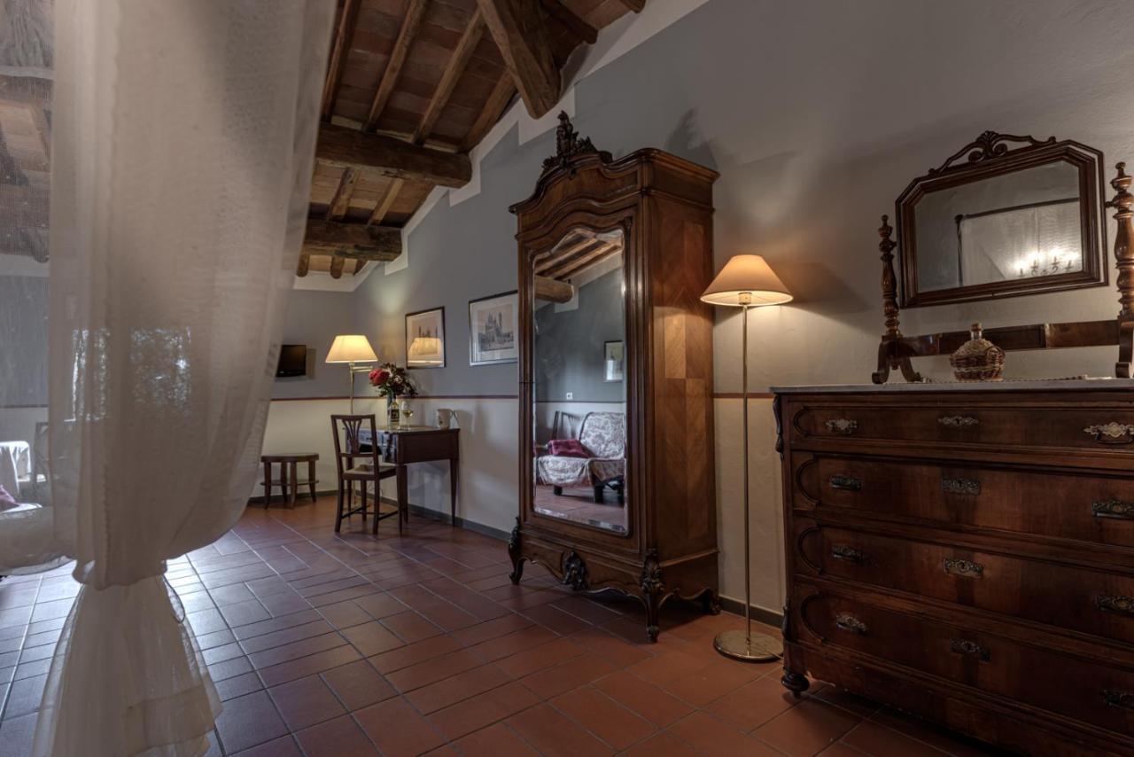 Tenuta Il Corno Agriturismo ซานกัสชาโน อิน วัลดีเปซา ภายนอก รูปภาพ