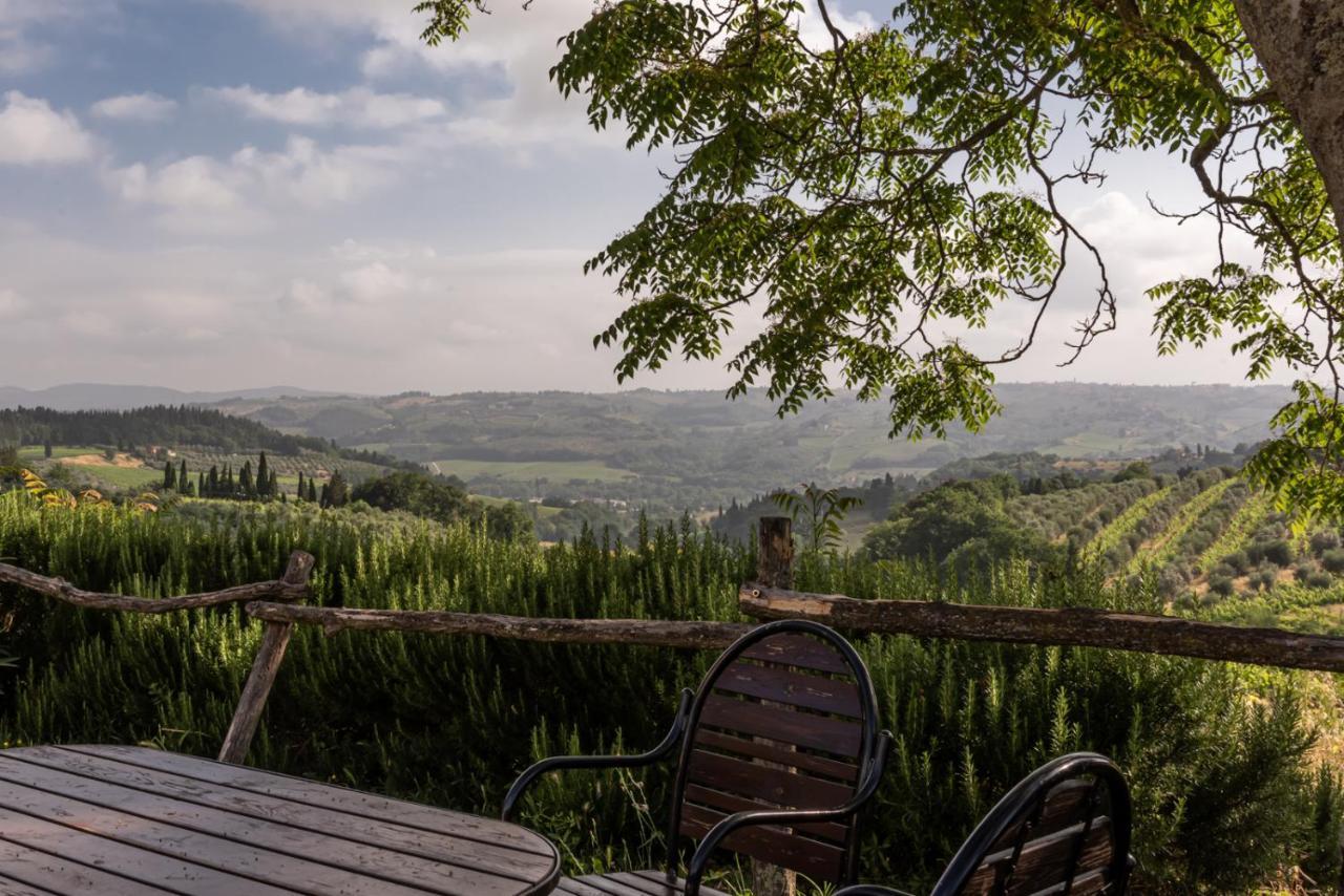 Tenuta Il Corno Agriturismo ซานกัสชาโน อิน วัลดีเปซา ภายนอก รูปภาพ